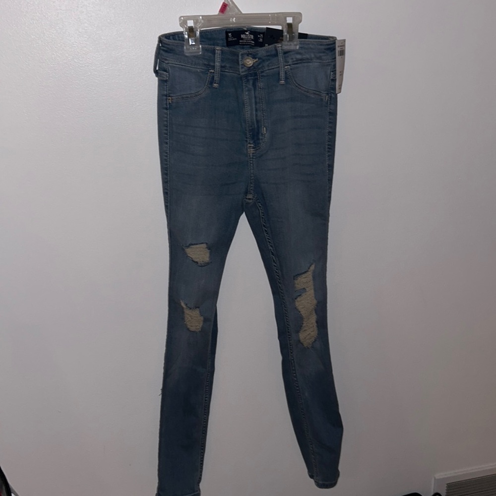 Brand new women’s 1s Hollister jeans